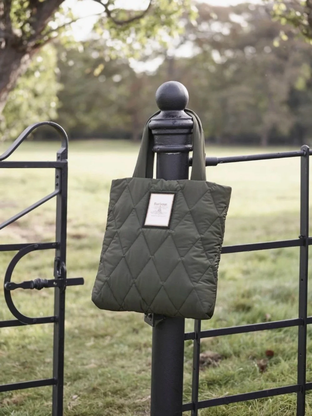 ▪️NWT Barbour Mariah Diamond Quilted Tote Bag